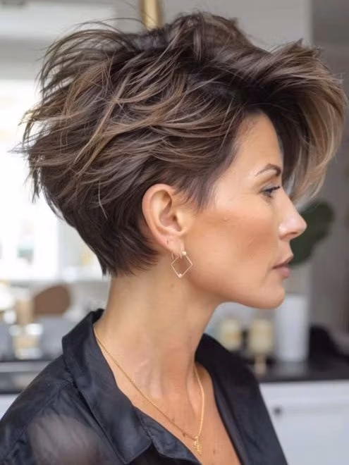 Coupe de cheveux pour femme